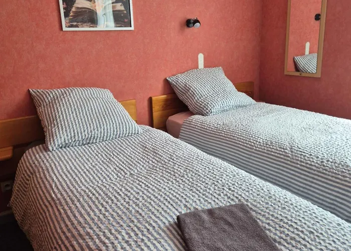 Bin Vendued Cha Nous Inn Le Monastier sur Gazeille