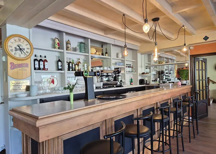 Inn Bin Vendued Cha Nous